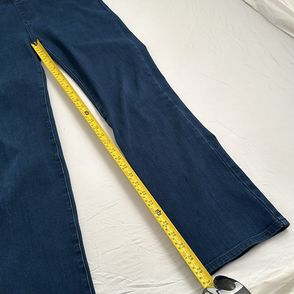 Betabrand dark indigo blue mid-rise 4 pocket stretch pull-on yoga denim pants - Picture 8 of 13